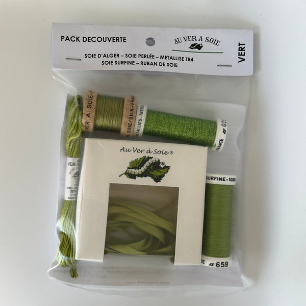 Au Ver a Soie Discovery Pack with Ribbon - Green