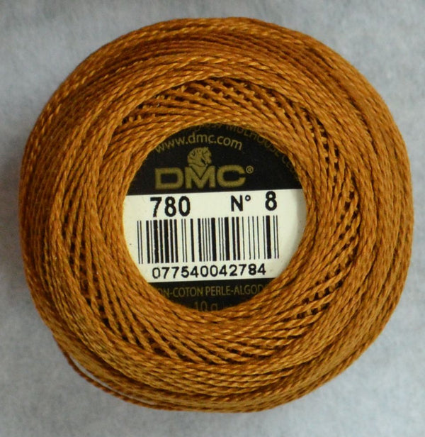 DMC Perle 8 Ball 780