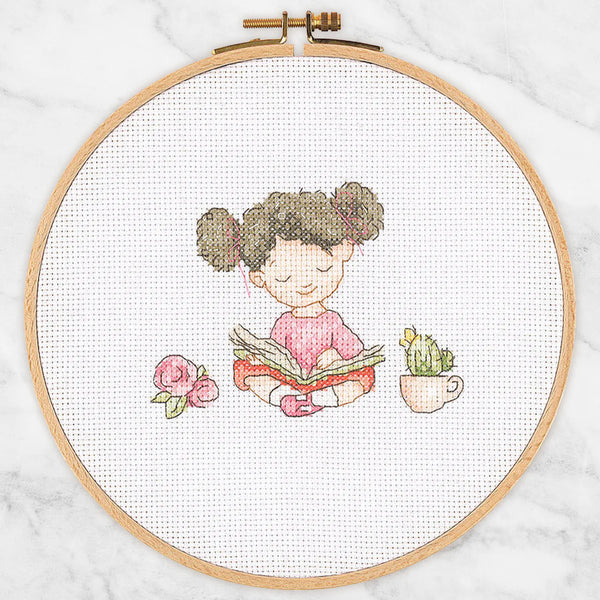 Loves Reading Cross Stitch Kit by Tuva E2002