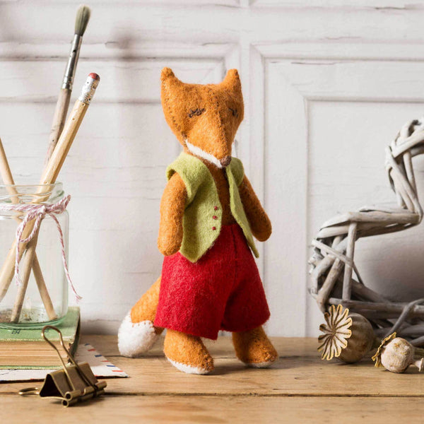 Fergus Fox - Wool Mix Felt Craft Kit by Corinne Lapierre