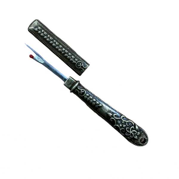 Seam Ripper Vintage-Style