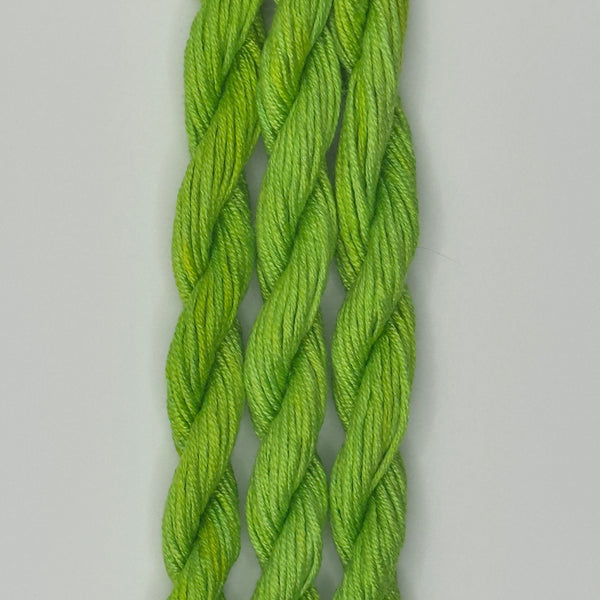 Beautiful Stitches Stranded Silk Green 140