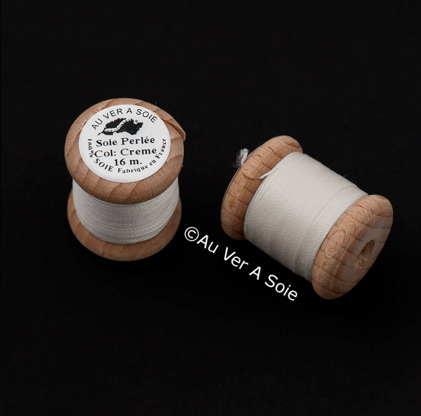 Au Ver A Soie - Soie Perlée 102 (Cream)