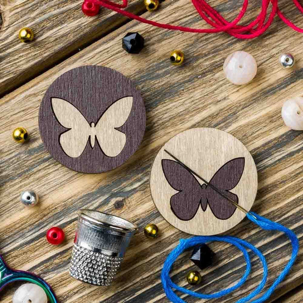 Magnetic Double Sided Needle Minder FLMH-001 by Wonderland Crafts