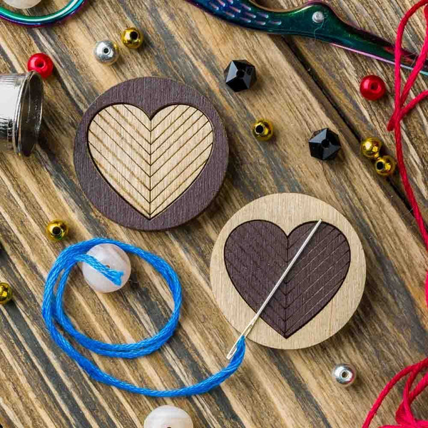Stripe Heart Magnetic Double Sided Needle Minder FLMH-015 by Wonderland Crafts