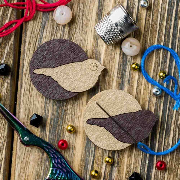 Birdy Magnetic Double Sided Needle Minder FLMH-032 by Wonderland Crafts