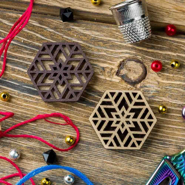 Geometric Star Magnetic Double Sided Needle Minder FLMH-052 by Wonderland Crafts