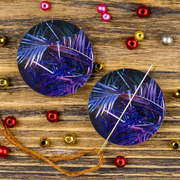Purple Palm Magnetic Double Sided Needle Minder FLMH-073 by Wonderland Crafts