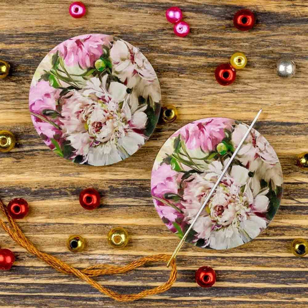 Floral Flounce Magnetic Double Sided Needle Minder FLMH-074 by Wonderland Crafts