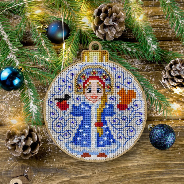 Mrs. Santa Claus Bauble Christmas Decoration Kit FLW-015 by Wonderland Crafts