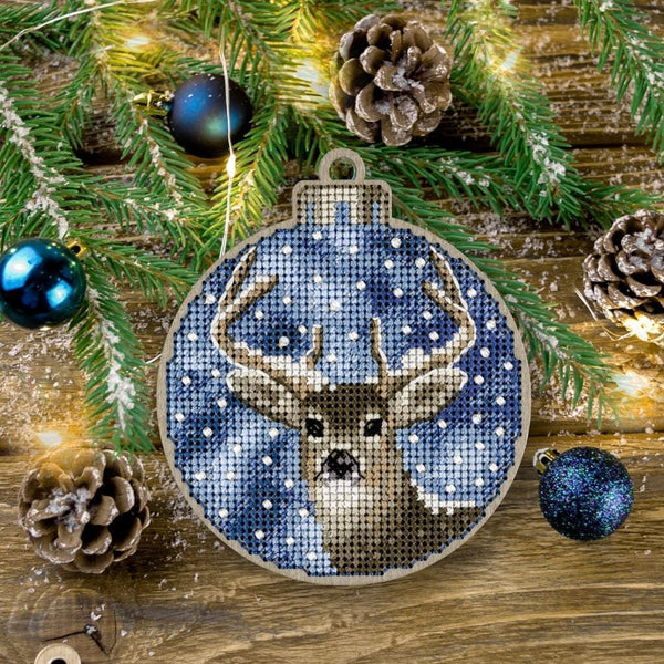 Reindeer Bauble Christmas Decoration Kit FLW-017 by Wonderland Crafts