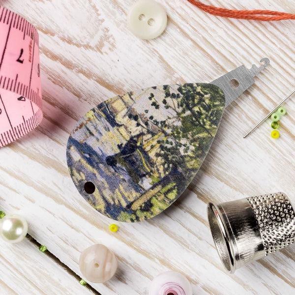 Waterside Needle Threader FLNT-017 by Wonderland Crafts