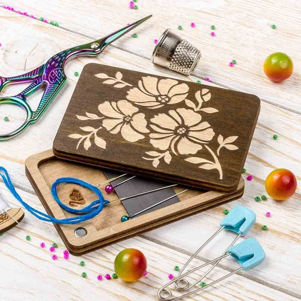 Flower Bouquet Magnetic Needle Case FLZB(N)-033 by Wonderland Crafts