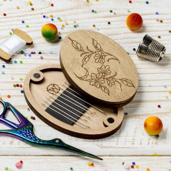 Flower Flourish Oval Magnetic Needle Case FLZB(N)-177 by Wonderland Crafts