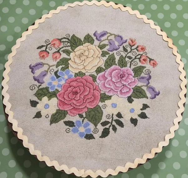 Tammie's Roses by Vintage NeedleArts